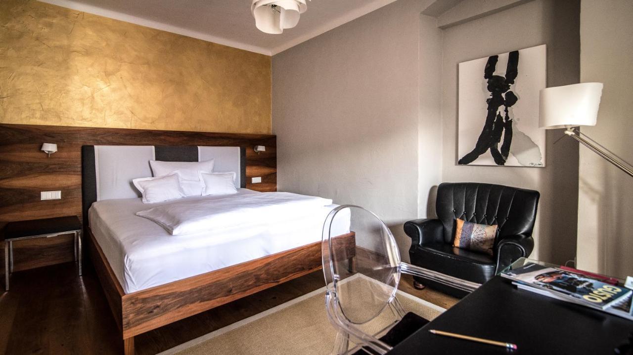 Fruehstueckshotel Im Goldschmiedehaus Грискирхен Экстерьер фото